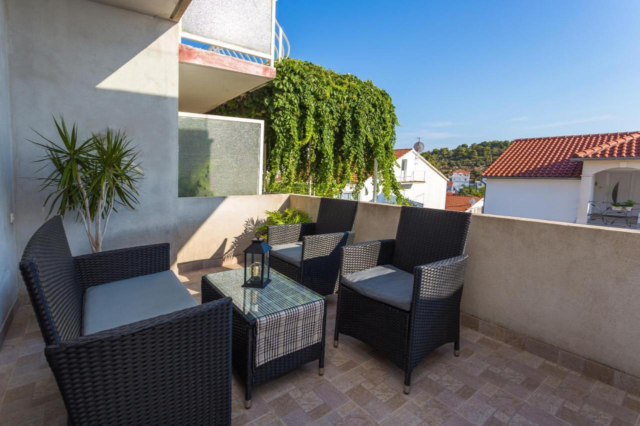 Apartman Lucy Hvar Town Extérieur photo