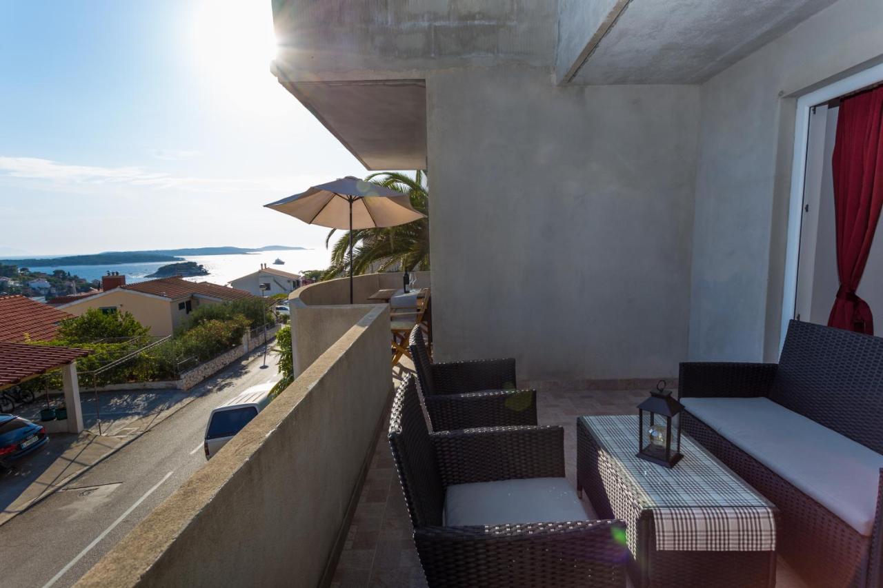 Apartman Lucy Hvar Town Extérieur photo