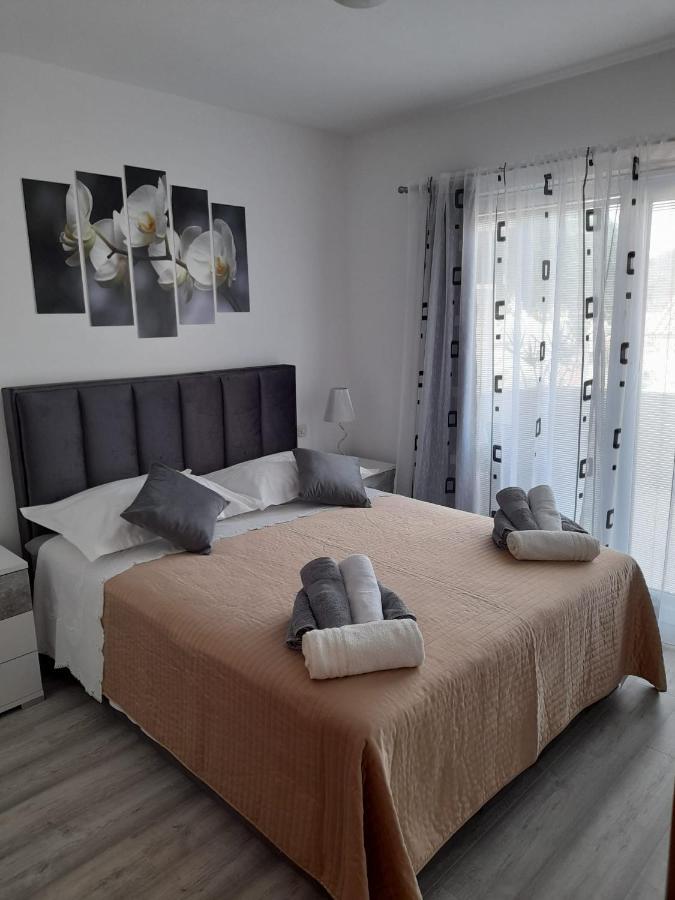 Apartman Lucy Hvar Town Extérieur photo