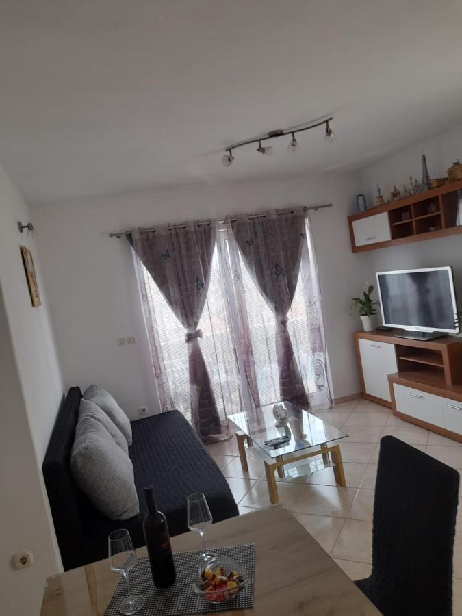 Apartman Lucy Hvar Town Extérieur photo